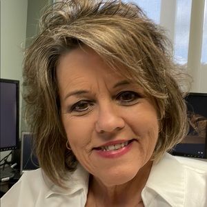 Meet your Posher, Karen